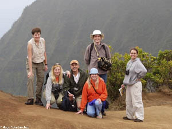 A photo of the group on the Pihea trail.